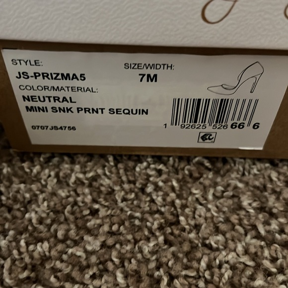 Jessica Simpson Prizma mini snake print sequence - Picture 4 of 4